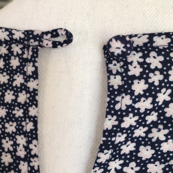 Top by DIVIDED…H&M - Picture 5 of 9